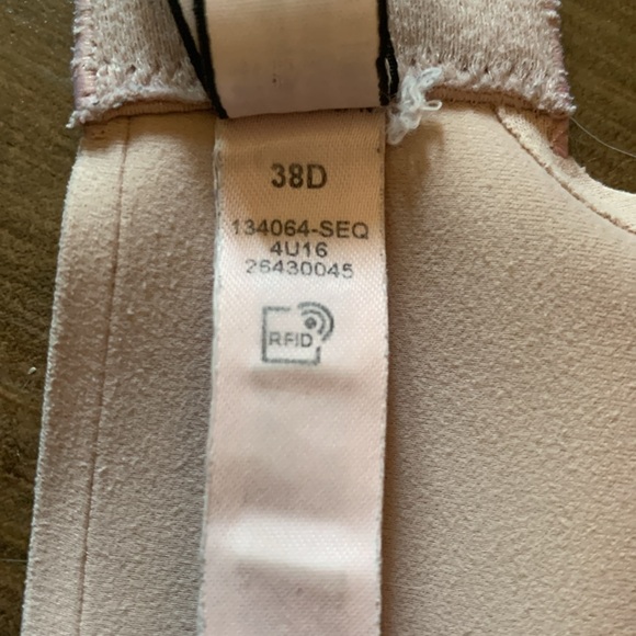 VICTORIA’S SECRET 38D nude push-up bra. LIKE NEW! - Picture 8 of 8